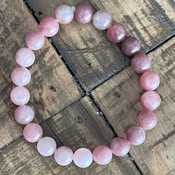 8mm Strawberry Quartz Stretch Bead Bracelet - Picture 4 of 5